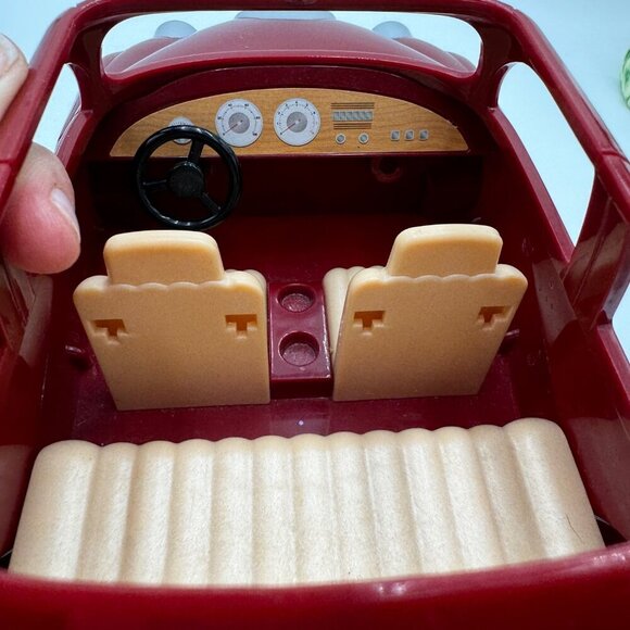 Calico Critters Sylvanian Families Cherry Red Cruiser Epoch Car - Picture 7 of 12
